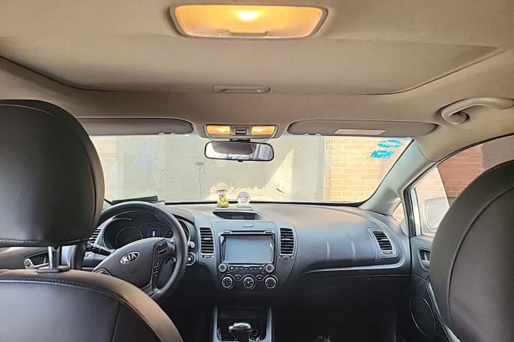 Used Kia K3 2016 1.6L Automatic GLS Headliner
