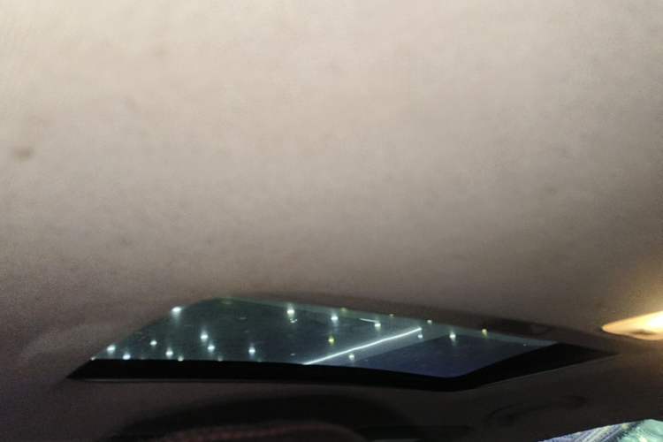 Used Kia K3 2016 1.6L Automatic GLS Headliner