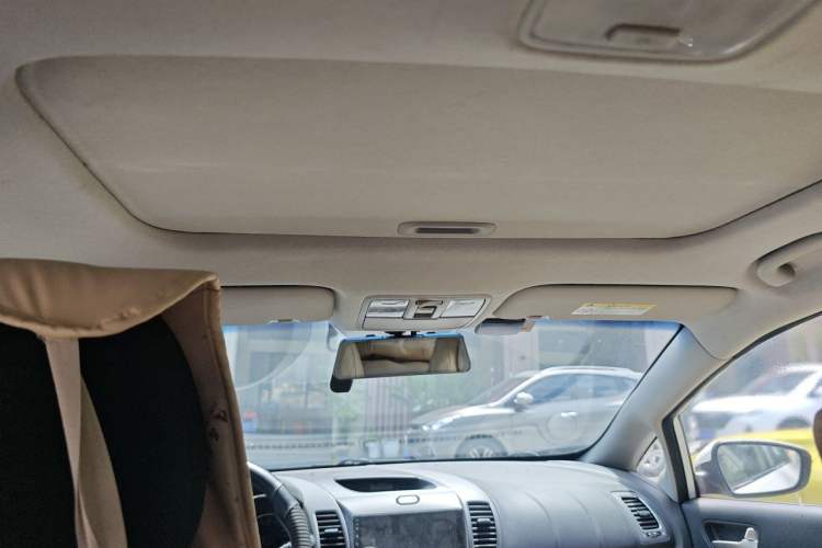 Used Kia K3 2016 1.6L Automatic GLS Headliner