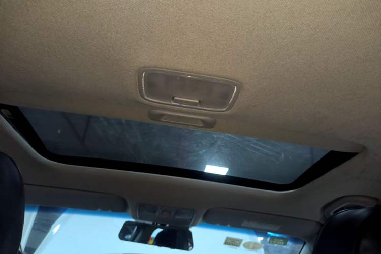 Used Kia K3 2016 1.6L Automatic GLS Headliner