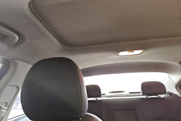 Used Kia K3 2016 1.6L Automatic GLS Headliner
