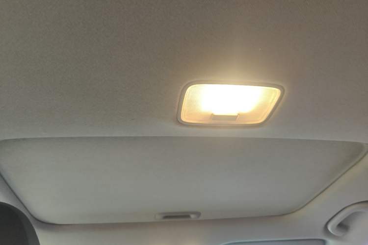 Used Kia K3 2016 1.6L Automatic GLS Headliner