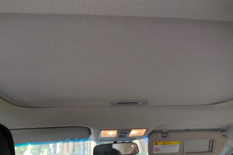 Used Kia K3 2016 1.6L Automatic GLS Headliner