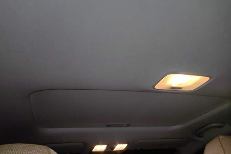 Used Kia K3 2016 1.6L Automatic GLS Headliner