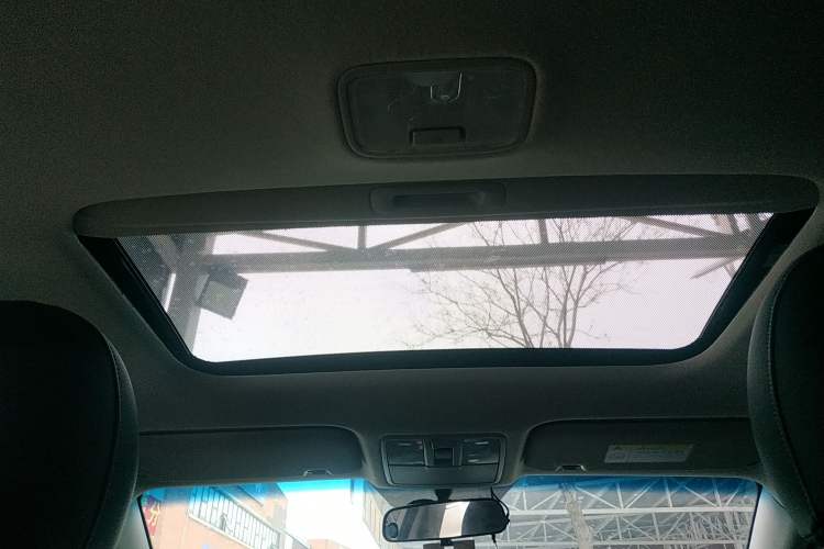 Used Kia K3 2016 1.6L Automatic GLS Headliner