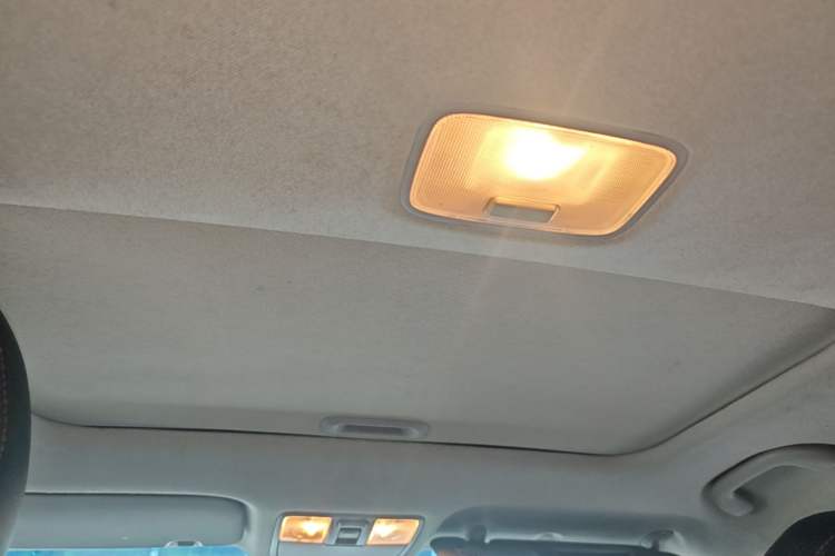 Used Kia K3 2016 1.6L Automatic GLS Headliner