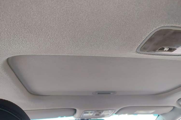 Used Kia K3 2016 1.6L Automatic GLS Headliner