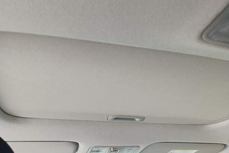Used Kia K3 2016 1.6L Automatic GLS Headliner