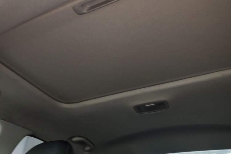 Used Kia K3 2016 1.6L Automatic GLS Headliner