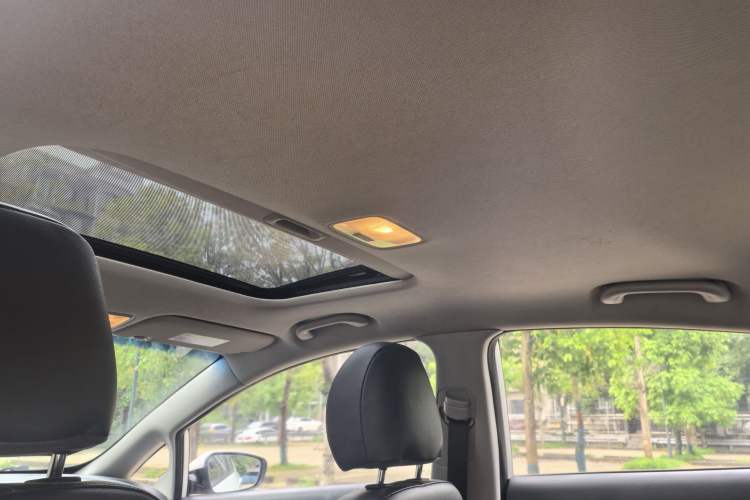 Used Kia K3 2016 1.6L Automatic DLX Headliner