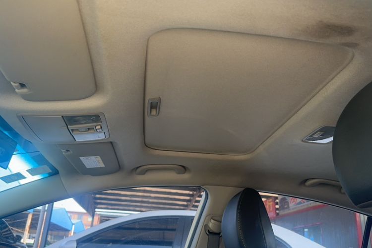 Used Kia K3 2016 1.6L Automatic GLS Headliner