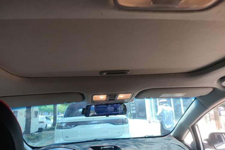 Used Kia K3 2016 1.6L Automatic GLS Headliner
