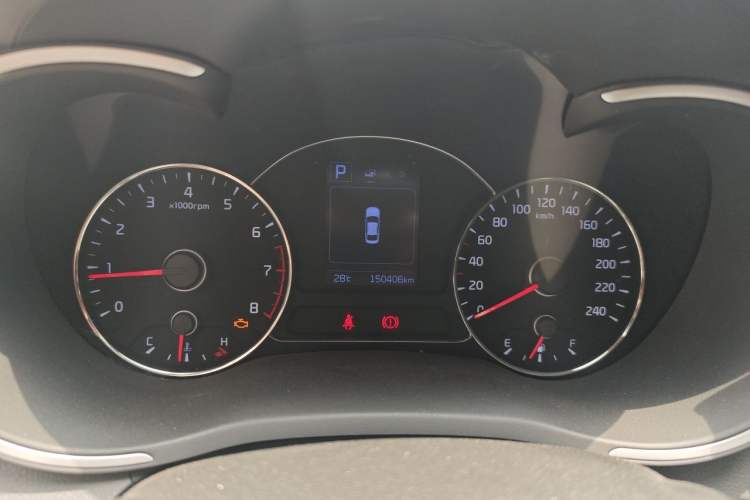 Used Kia K3 2016 1.6L Automatic GLS Instrument Cluster