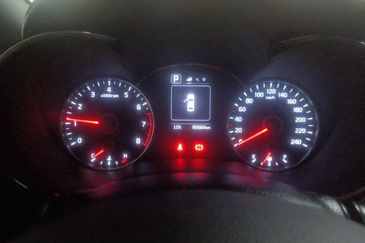 Used Kia K3 2016 1.6L Automatic GLS Instrument Cluster