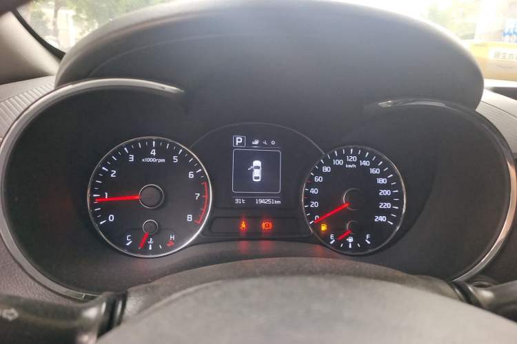 Used Kia K3 2016 1.6L Automatic GLS Instrument Cluster