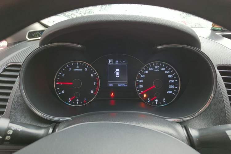 Used Kia K3 2016 1.6L Automatic GLS Instrument Cluster