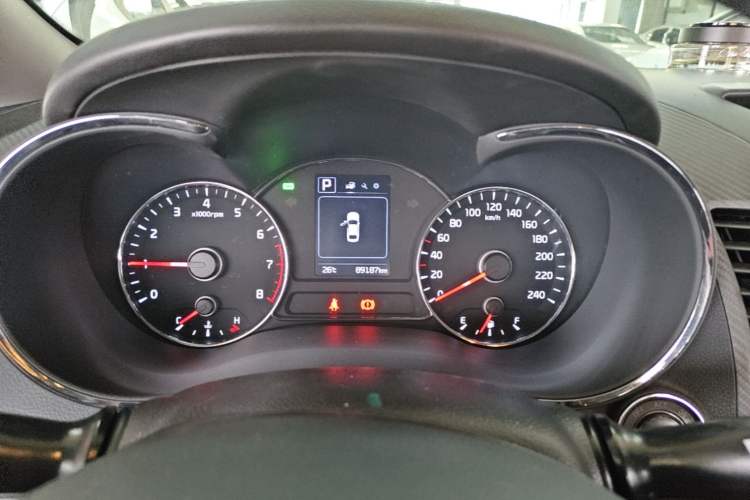 Used Kia K3 2016 1.6L Automatic GLS Instrument Cluster