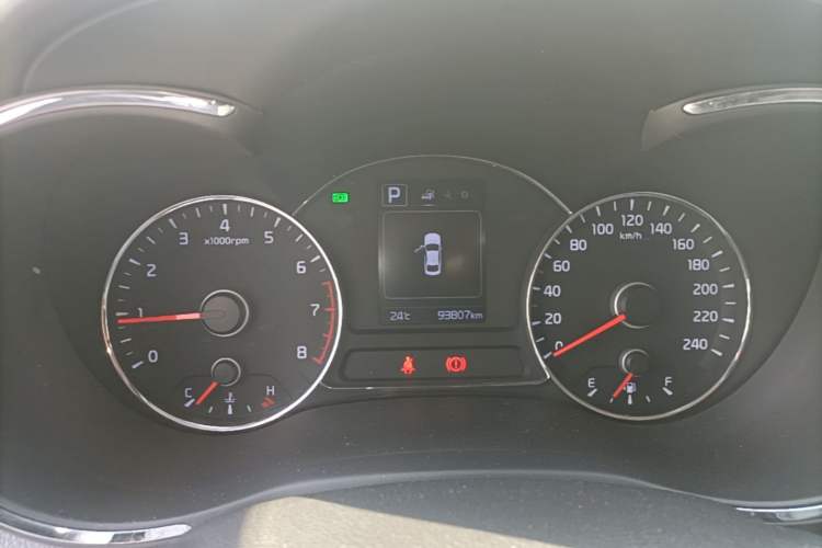 Used Kia K3 2016 1.6L Automatic GLS Instrument Cluster