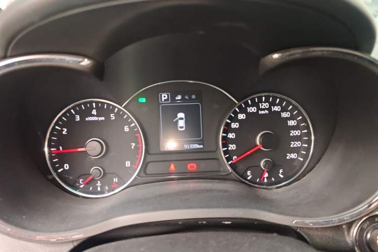 Used Kia K3 2016 1.6L Automatic GLS Instrument Cluster