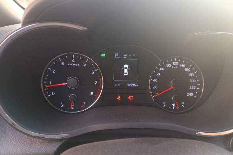 Used Kia K3 2016 1.6L Automatic GLS Instrument Cluster