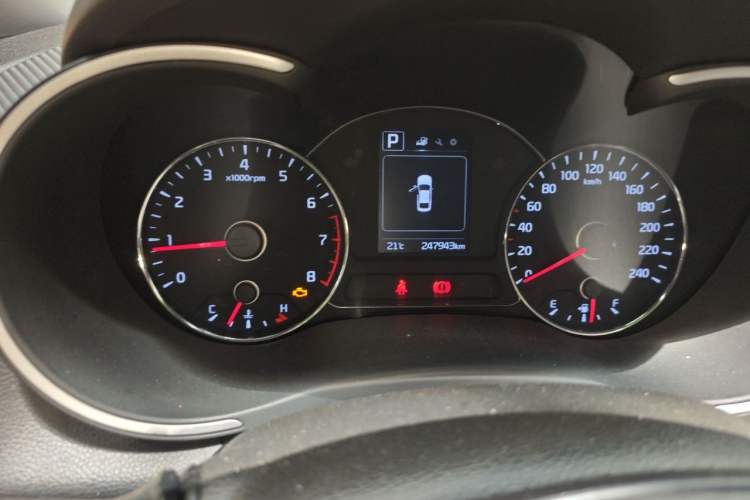 Used Kia K3 2016 1.6L Automatic GLS Instrument Cluster