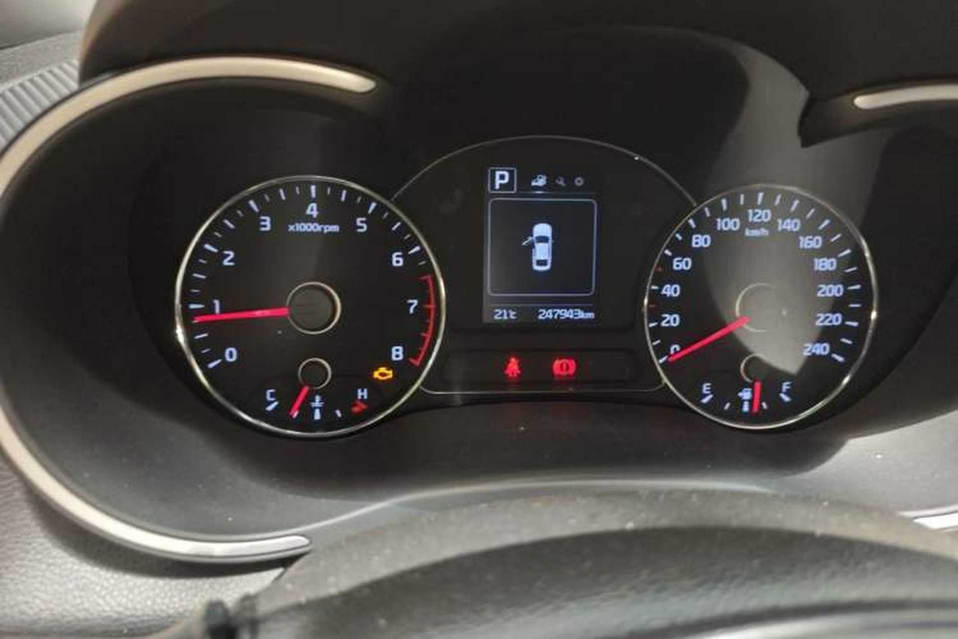 Used Kia K3 2016 1.6L Automatic GLS Instrument Cluster