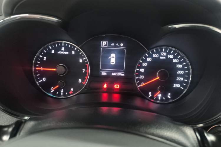 Used Kia K3 2016 1.6L Automatic GLS Instrument Cluster