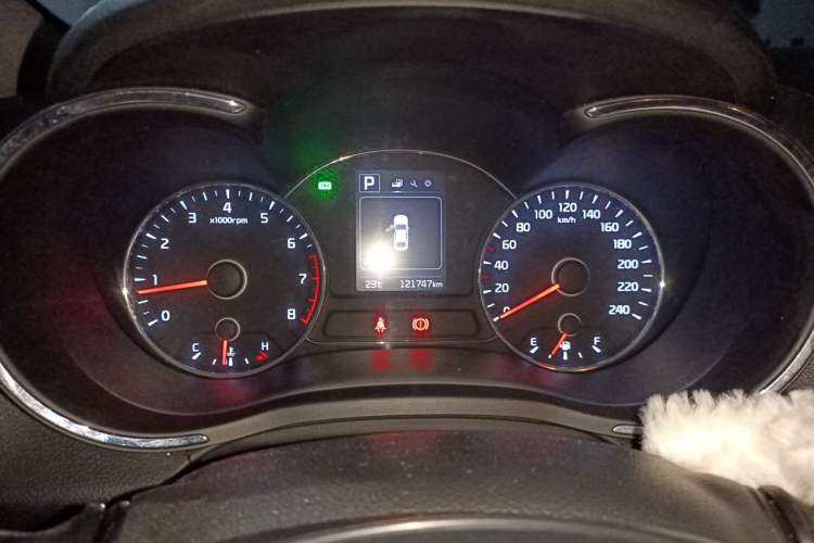Used Kia K3 2016 1.6L Automatic GLS Instrument Cluster