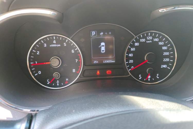 Used Kia K3 2016 1.6L Automatic GLS Instrument Cluster