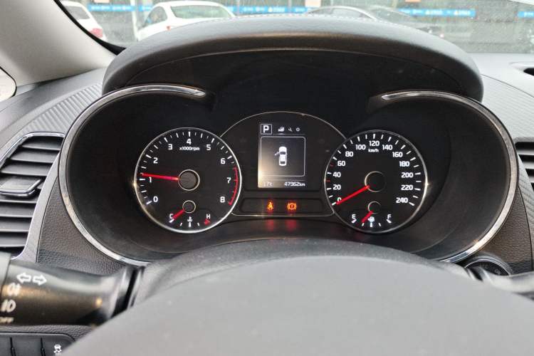 Used Kia K3 2016 1.6L Automatic GLS Instrument Cluster