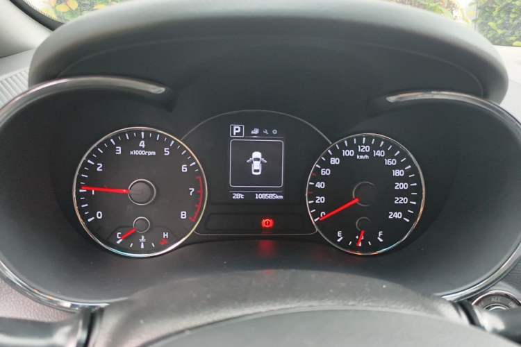 Used Kia K3 2016 1.6L Automatic GLS Instrument Cluster