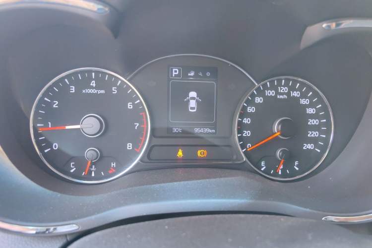 Used Kia K3 2016 1.6L Automatic GLS Instrument Cluster