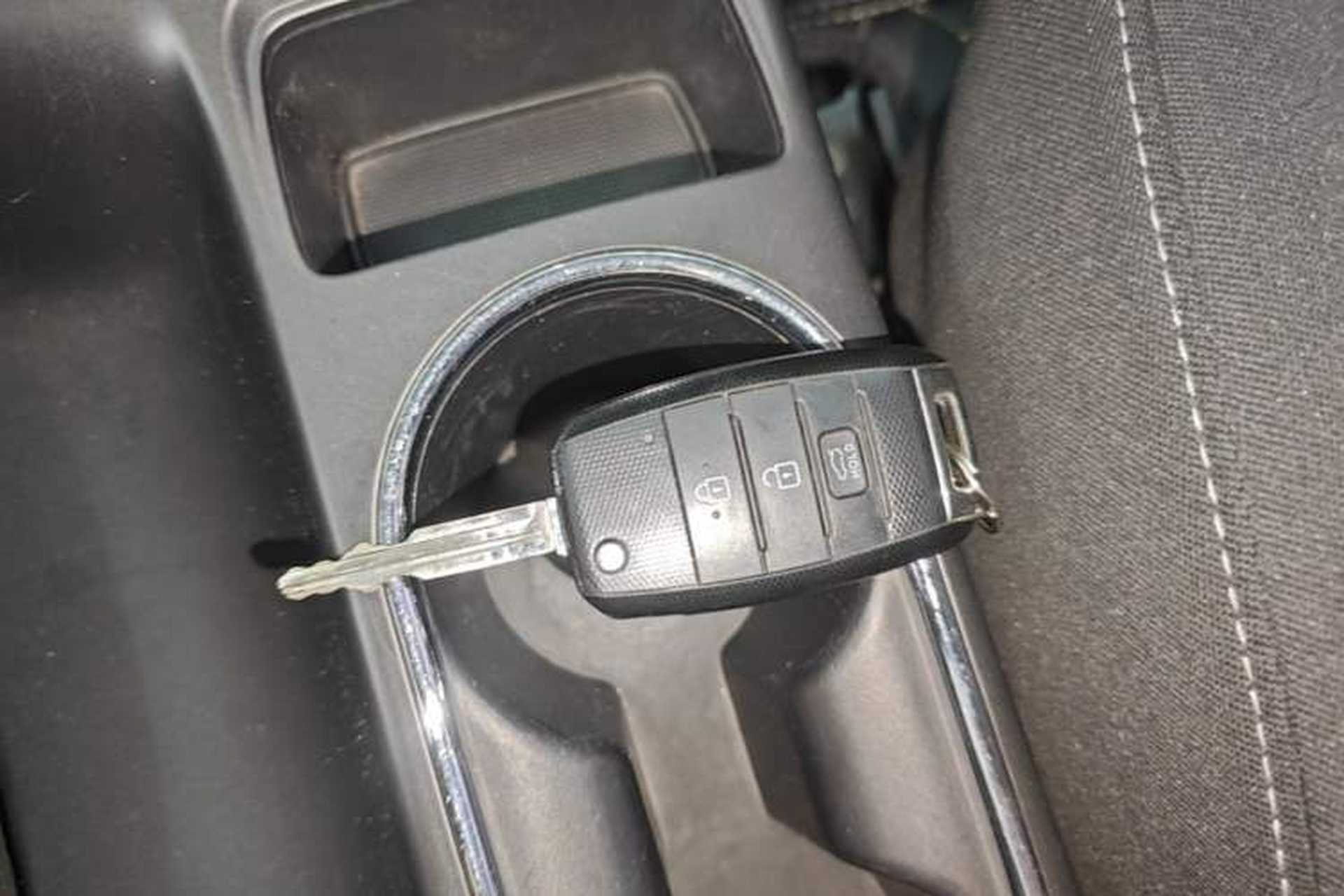 Used Kia K3 2016 1.6L Manual GL Interior 1