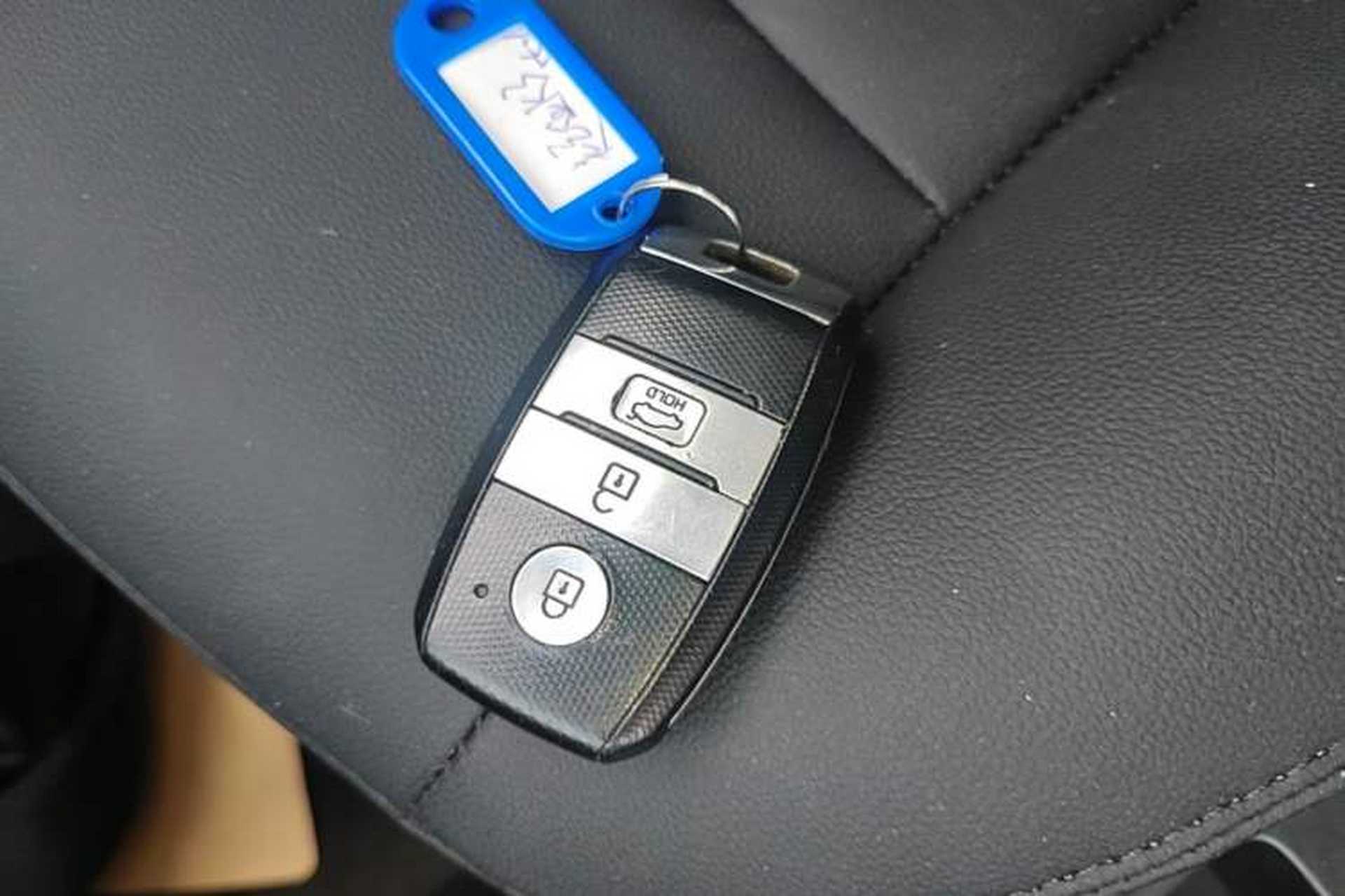 Used Kia K3 2016 1.6L Automatic GLS Interior 1