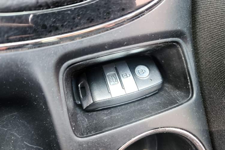 Used Kia K3 2016 1.6L Automatic GLS Interior 1