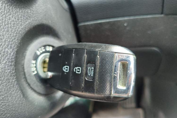 Used Kia K3 2016 1.6L Automatic GL Interior 1