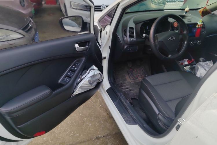 Used Kia K3 2016 1.6L Manual GL Interior 1