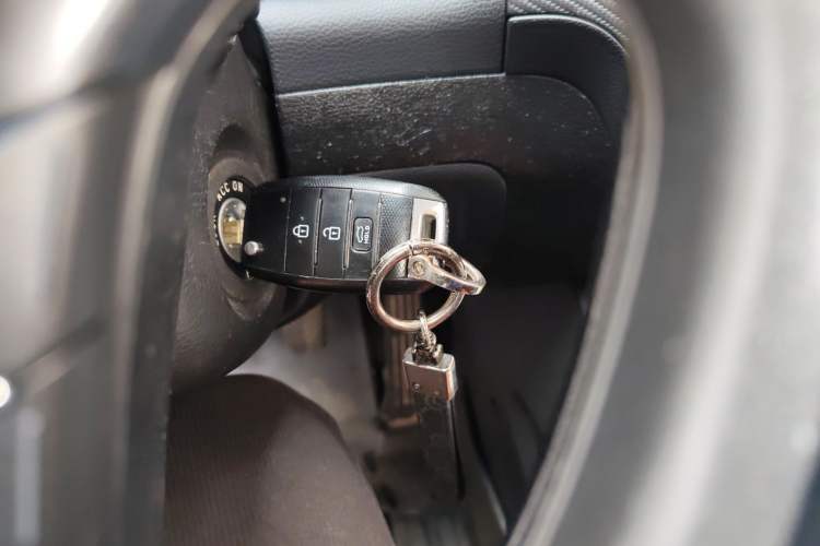 Used Kia K3 2016 1.6L Manual GL Interior 1