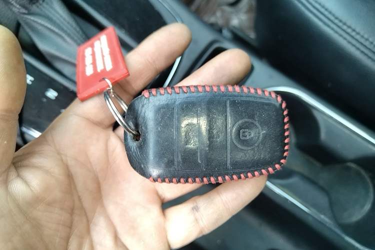 Used Kia K3 2016 1.6L Automatic GLS Interior 1