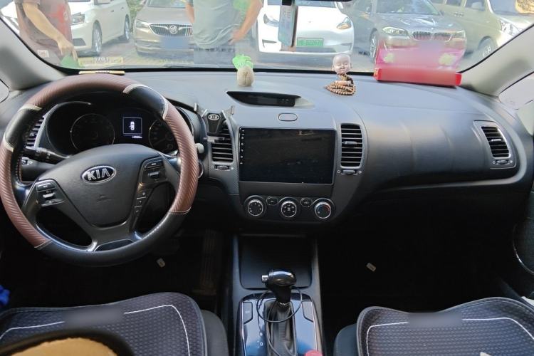 Used Kia K3 2016 1.6L Automatic GLS Interior 2