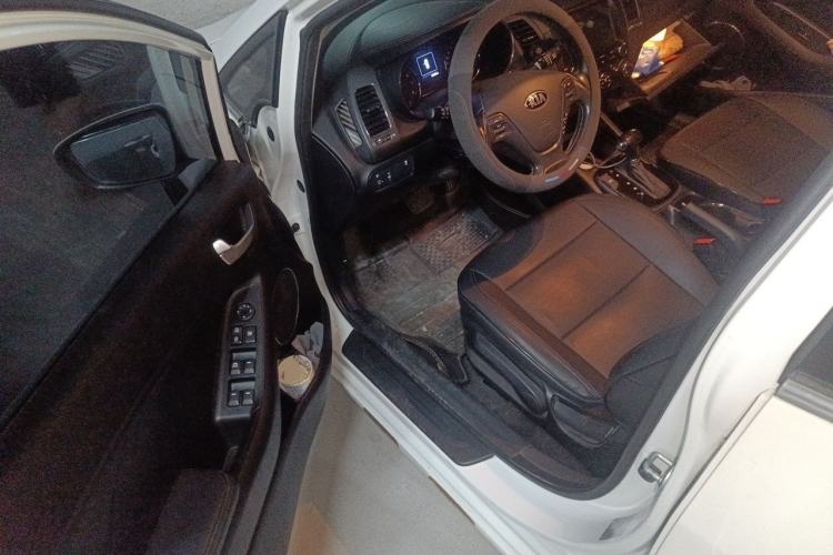 Used Kia K3 2016 1.6L Automatic GLS Interior 3