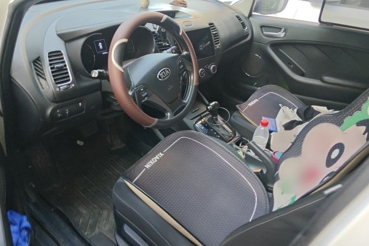 Used Kia K3 2016 1.6L Automatic GLS Interior 3