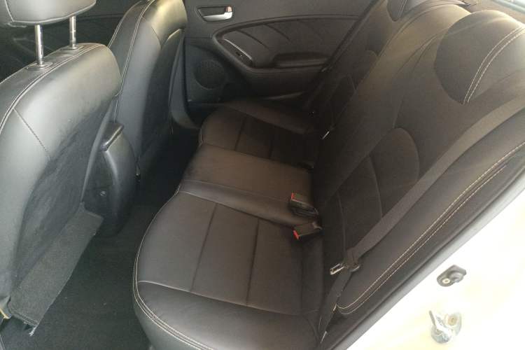 Used Kia K3 2016 1.6L Automatic GL Interior 4