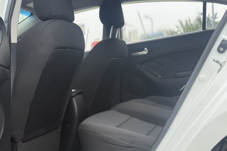 Used Kia K3 2016 1.6L Automatic GL Interior 5