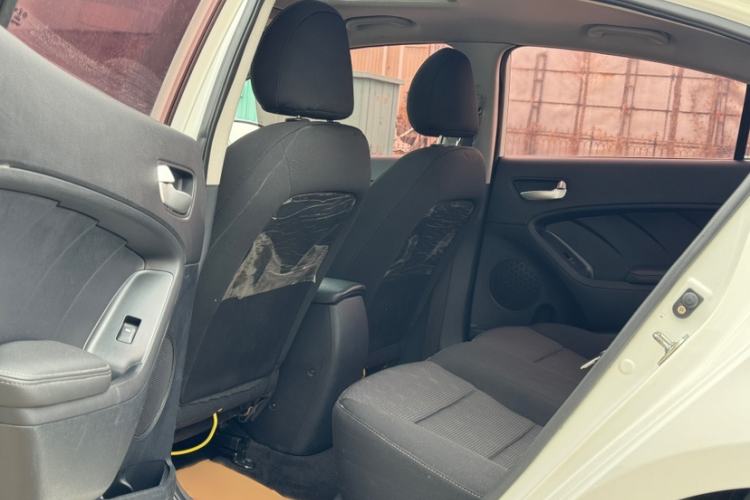 Used Kia K3 2016 1.6L Automatic with Sunroof Interior 6