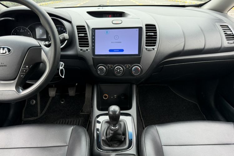 Used Kia K3 2016 1.6L Manual GL Interior 9