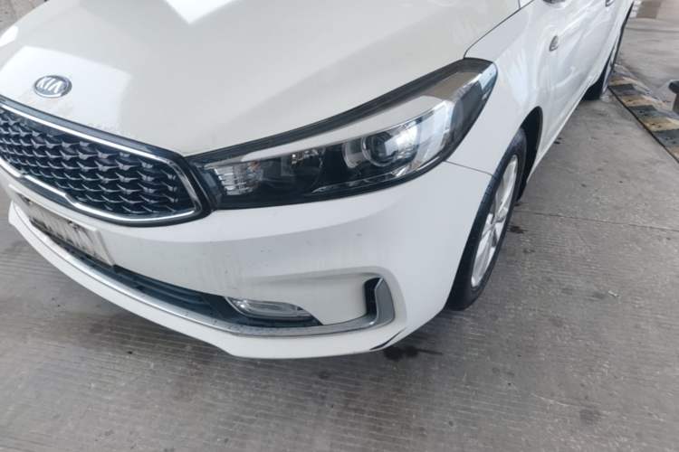 Used Kia K3 2016 1.6L Automatic GLS Left Front Headlight