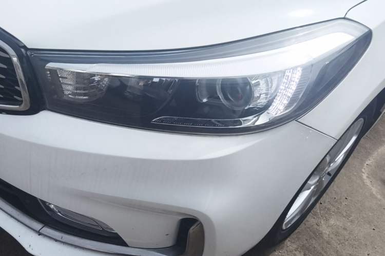 Used Kia K3 2016 1.6L Automatic GLS Left Front Headlight