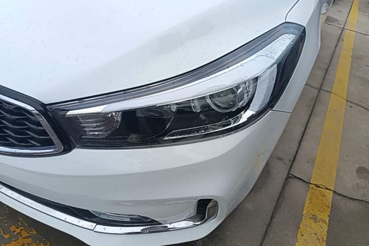 Used Kia K3 2016 1.6L Automatic GL Left Front Headlight