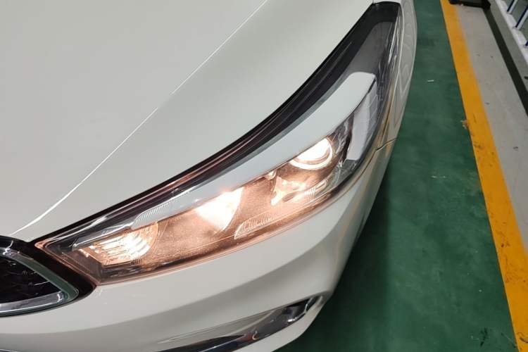 Used Kia K3 2016 1.6L Automatic GL Left Front Headlight